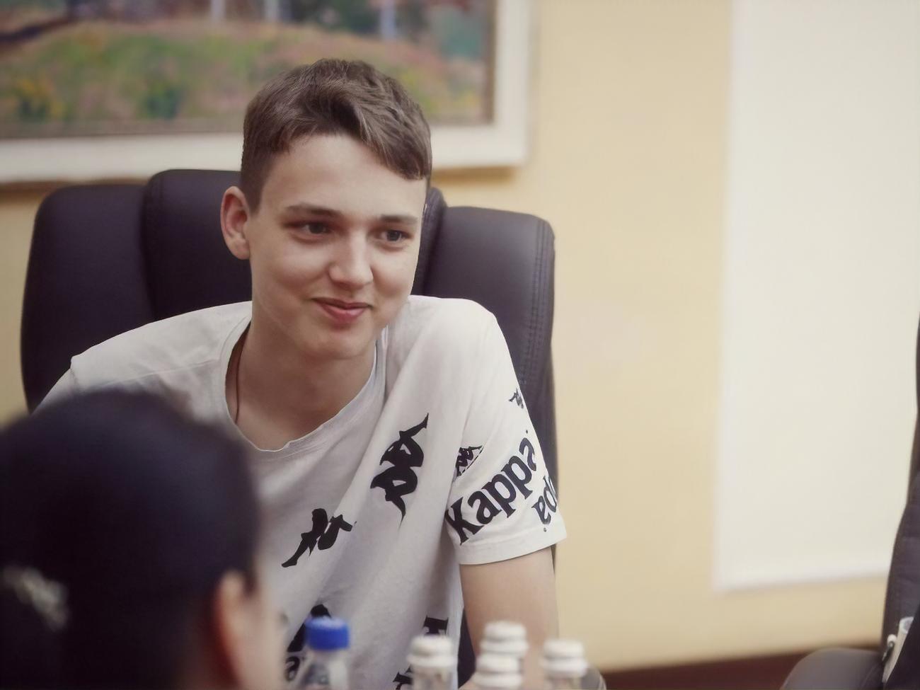 Вячеслав "нашел способ дать о себе знать" и его смогли забрать из оккупированного Шахтерска, отметили в Минреинтеграции