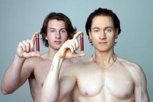 17-річний син Джонсона став його донором крові