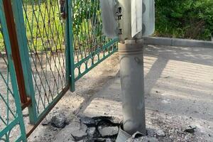 Російські снаряди влучили в житловий сектор і промзону