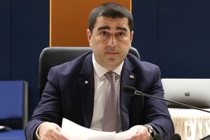 По словам Папуашвили, грузинские органы безопасности "не игнорируют потенциальных угроз"