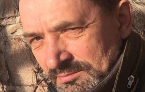 Украина крайне нуждается в настоящей люстрации. Начать нужно с касты судей. С должностей увольняются все судьи. Без исключений. Был судьей – отставка