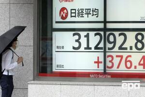 У перші 10 хвилин торгів індекс Nikkei піднявся до позначки 31 560,43