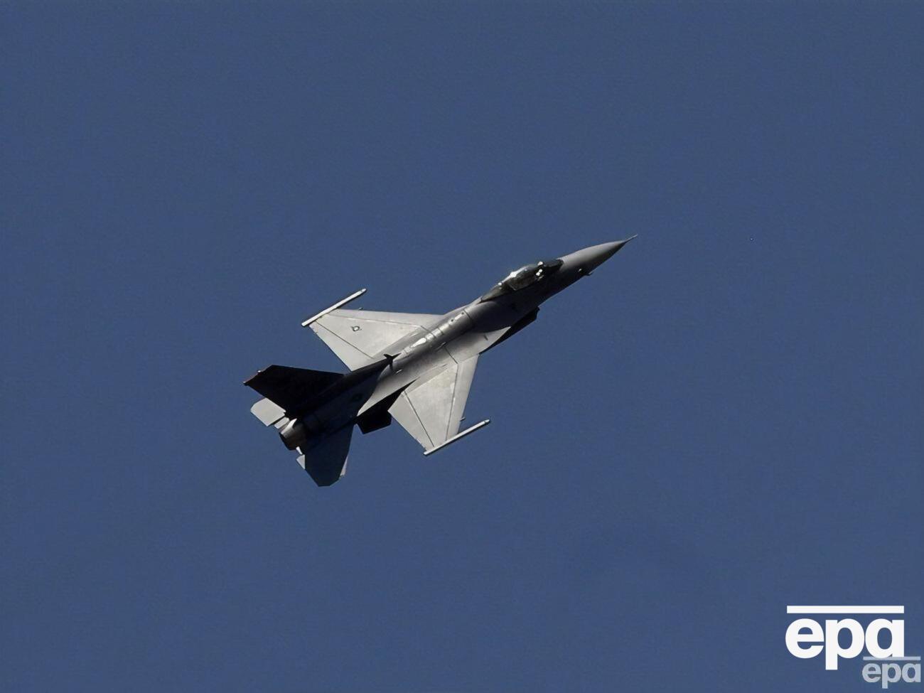 Світан: Україні потрібно 200 літаків F-16