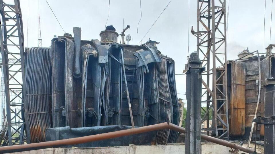Окупанти розбомбили електропідстанцію в Сумській області