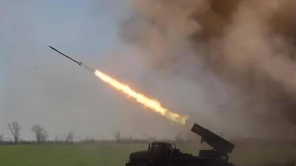 Российские войска обстреливают Херсонскую область из реактивной артиллерии