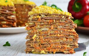 К начинке можно добавить, кроме моркови и лука, плавленый сыр и грибы