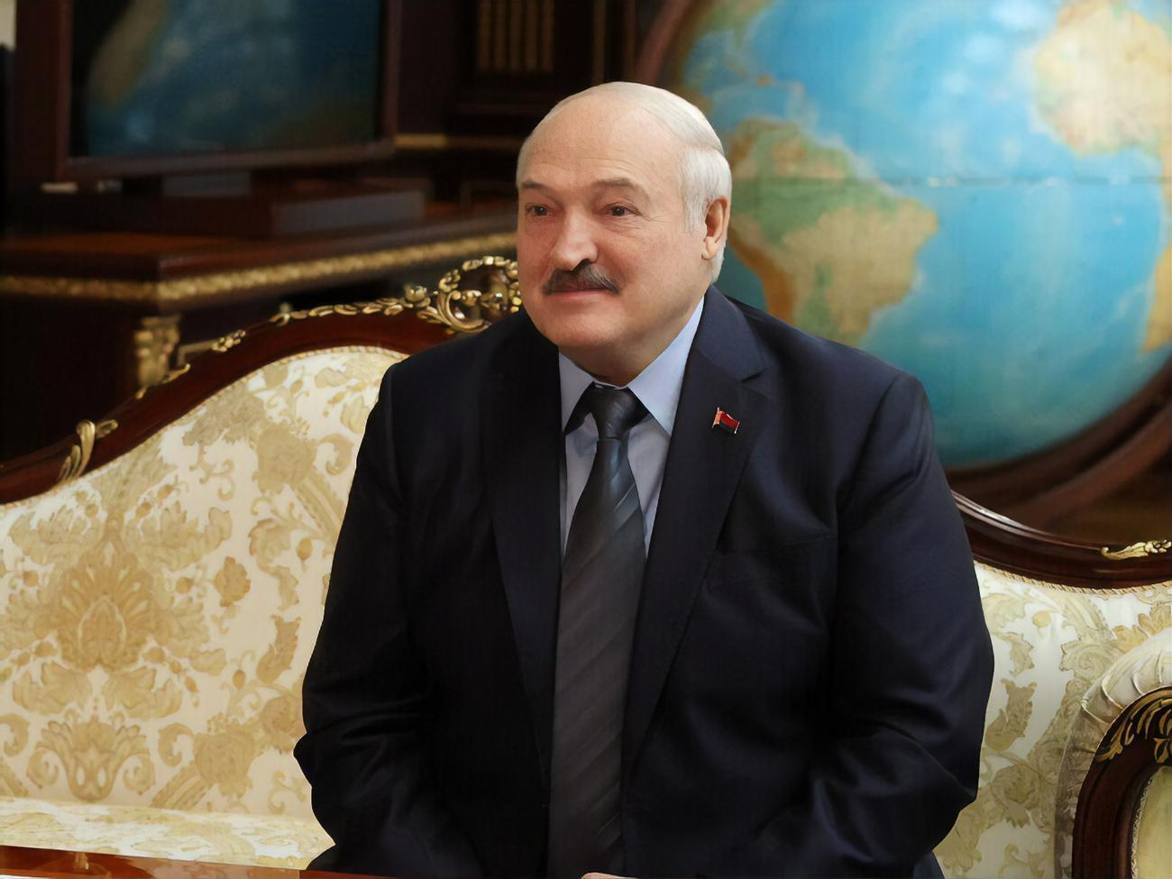 Латушко: Занадто простий був би сценарій, що Лукашенко просто вмирає