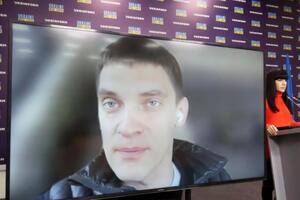 Федоров повідомив про кілька потужних вибухів у Мелітополі