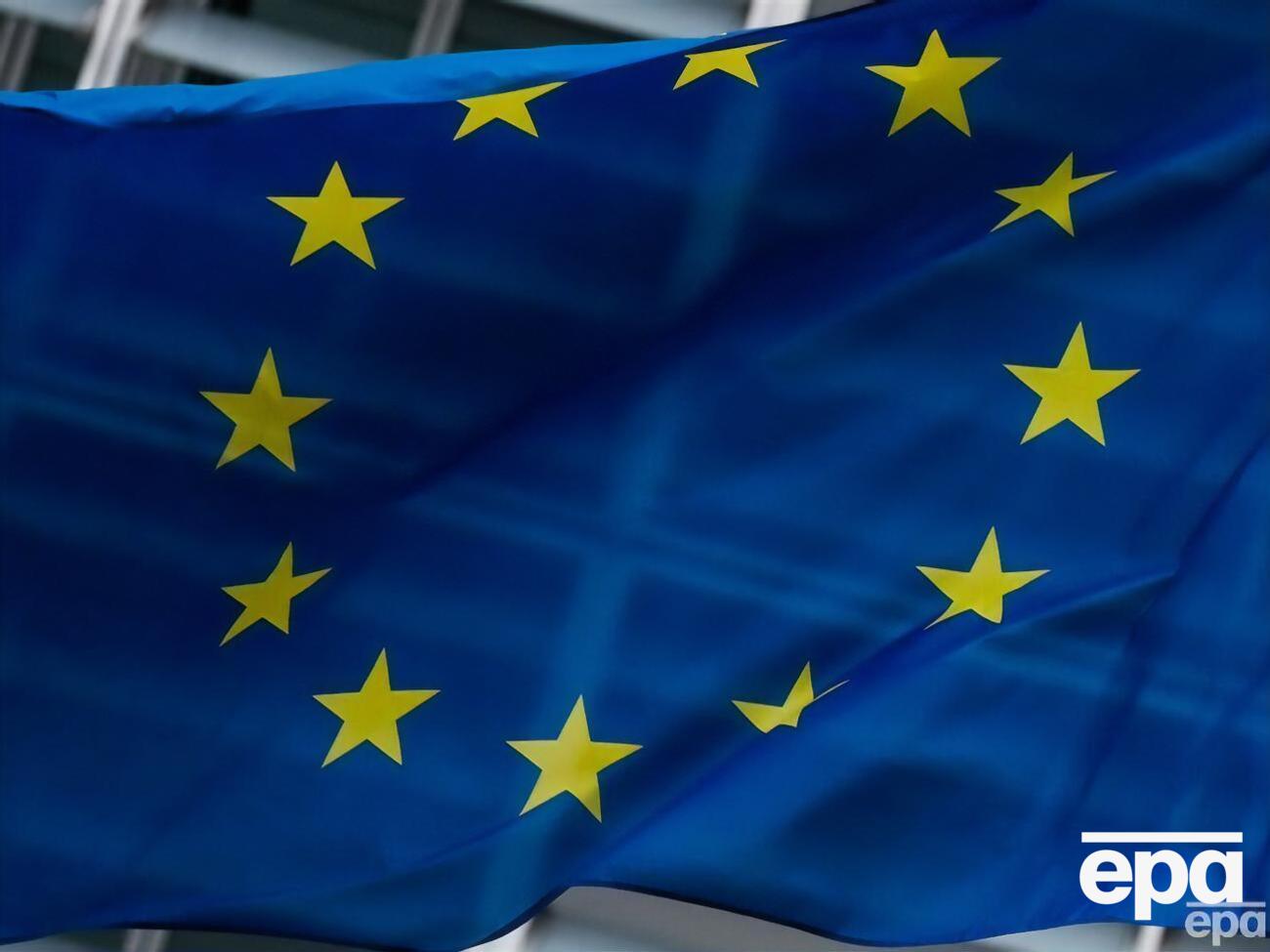 ЕС заморозил активы пятерых лиц и запретил им въезд