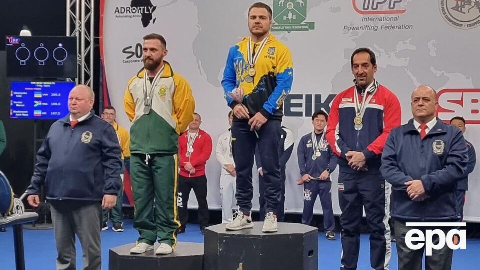 В весовой категории до 74 кг Чупринко стал чемпионом мира и абсолютным чемпионом мира