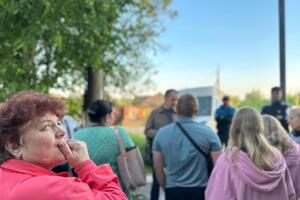 Гладков заявив, що дітей евакуйовують до Воронежа