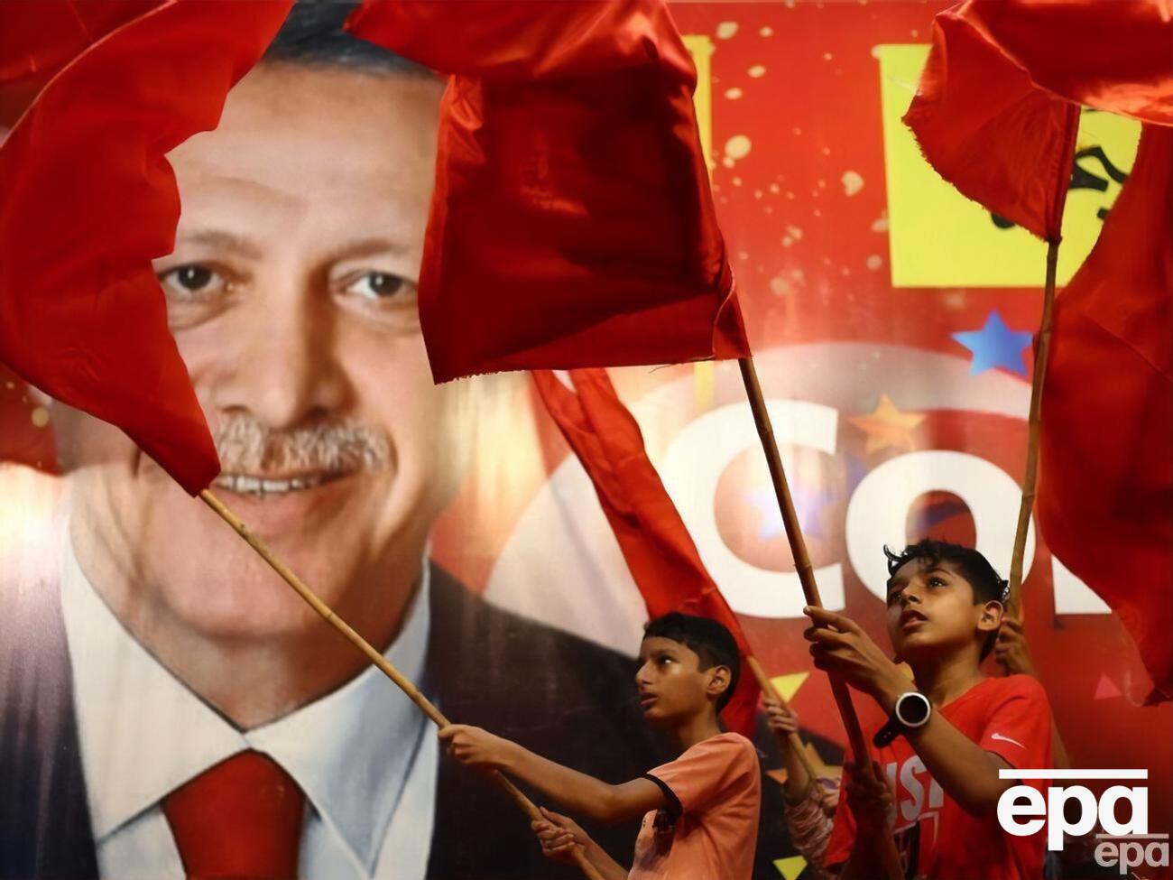 После победы на выборах Эрдогана ожидают серьезные проблемы: в Турции растет запрос на политические изменения, особенно среди молодежи