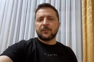 За словами Зеленського, у новому пакеті військової допомоги від США – зброя, яка необхідна Україні зараз: ракети для Patriot і HIMARS, а також артилерія
