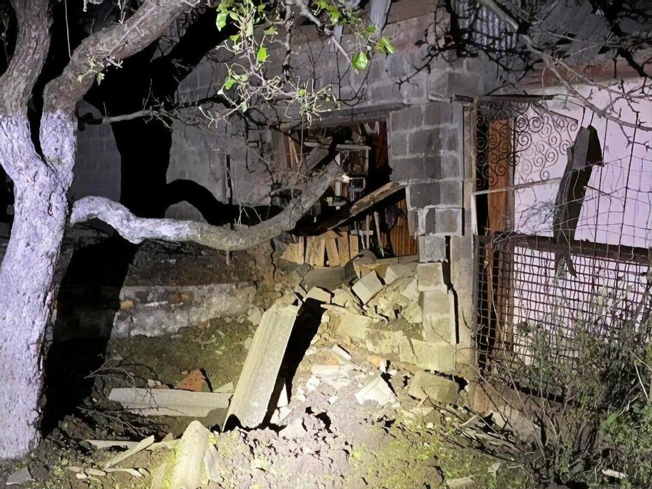 В результате обстрелов в Никополе повреждены&nbsp;11 частных домов