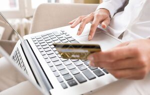 Украинцам напомнили о правилах платежной безопасности