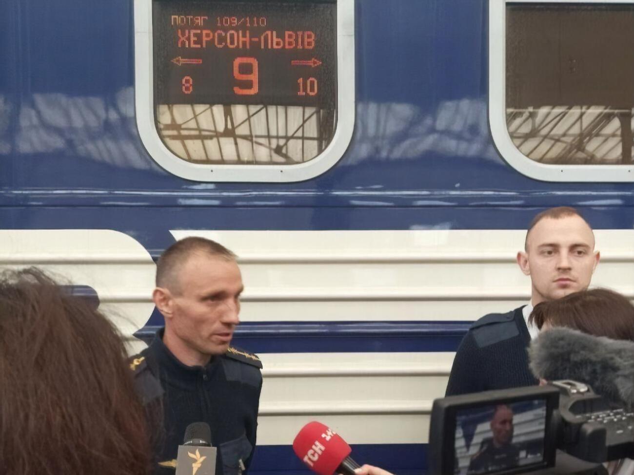 Поезд №109 Херсон &ndash; Львов после обстрела россиянами прибыл точно по графику