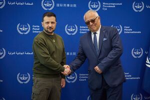 Зеленский 4 мая в Гааге провел встречу с Хофмански