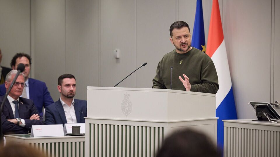 Россия должна увидеть, что безопасность Украины неизбежно будет гарантирована, отметил Зеленский