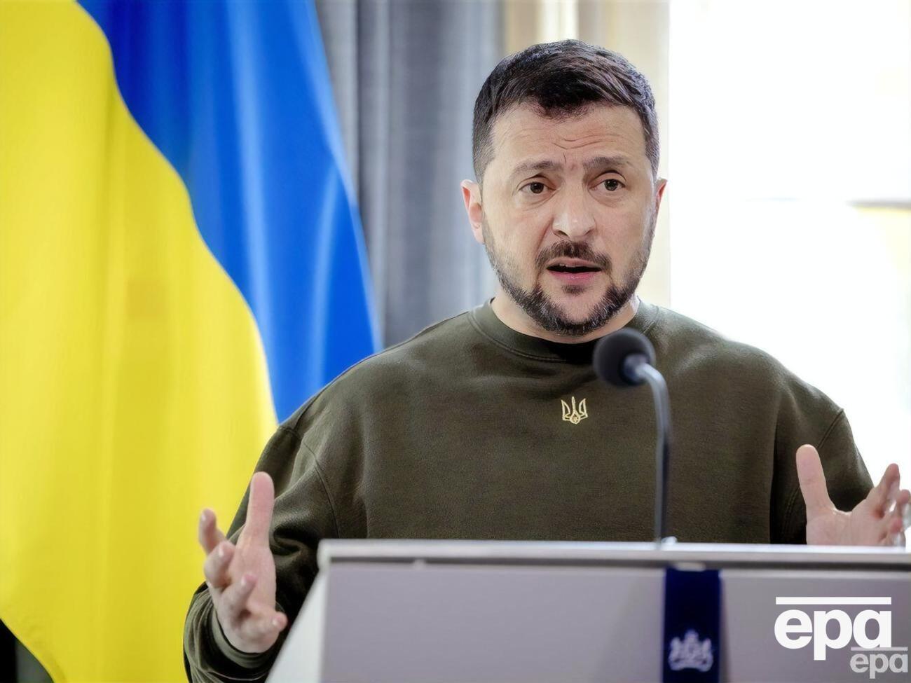 Все украинское общество работает на успех контрнаступления, заявил президент