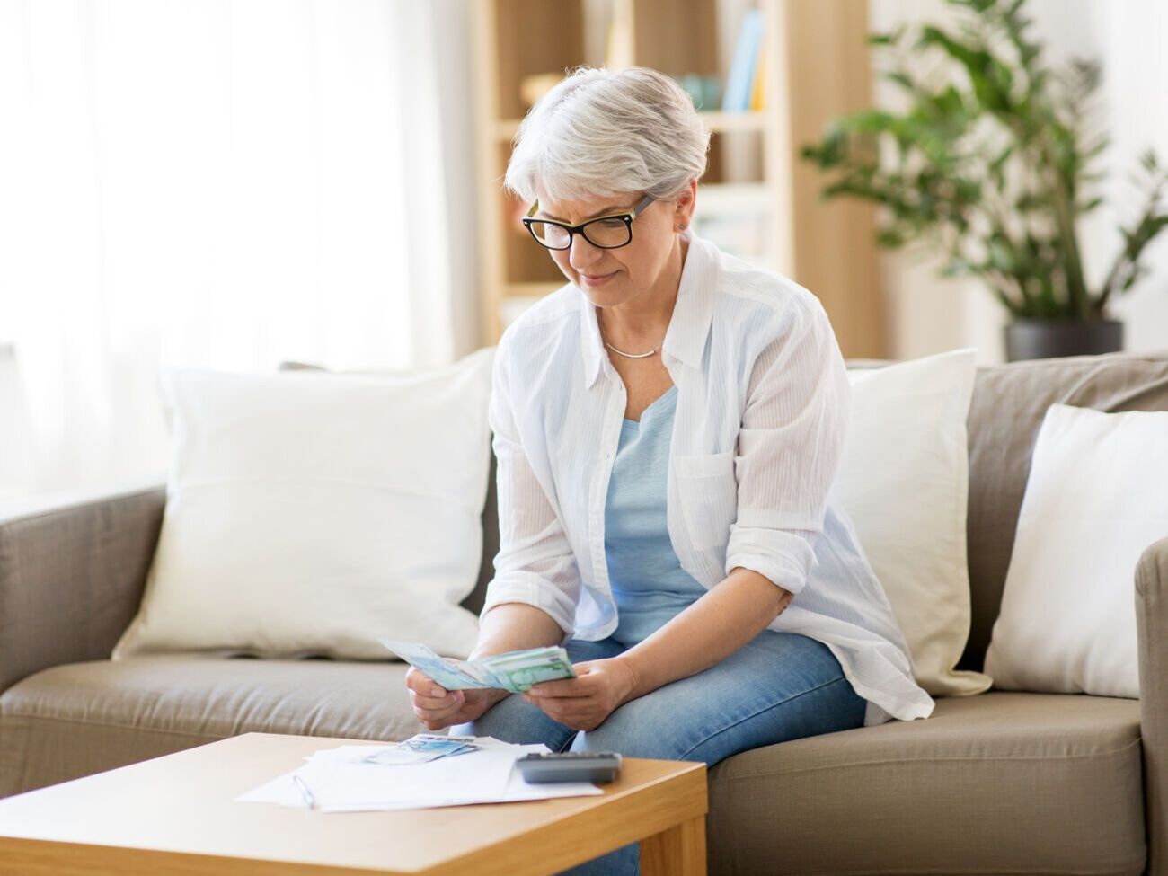 По данным ПФУ, в Украине 2,7 млн работающих пенсионеров, в этом году пенсии пересчитают 600 тыс. из них