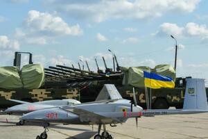 Над Києвом 4 травня українські зенітники вимушено збили Bayraktar, який втратив керування