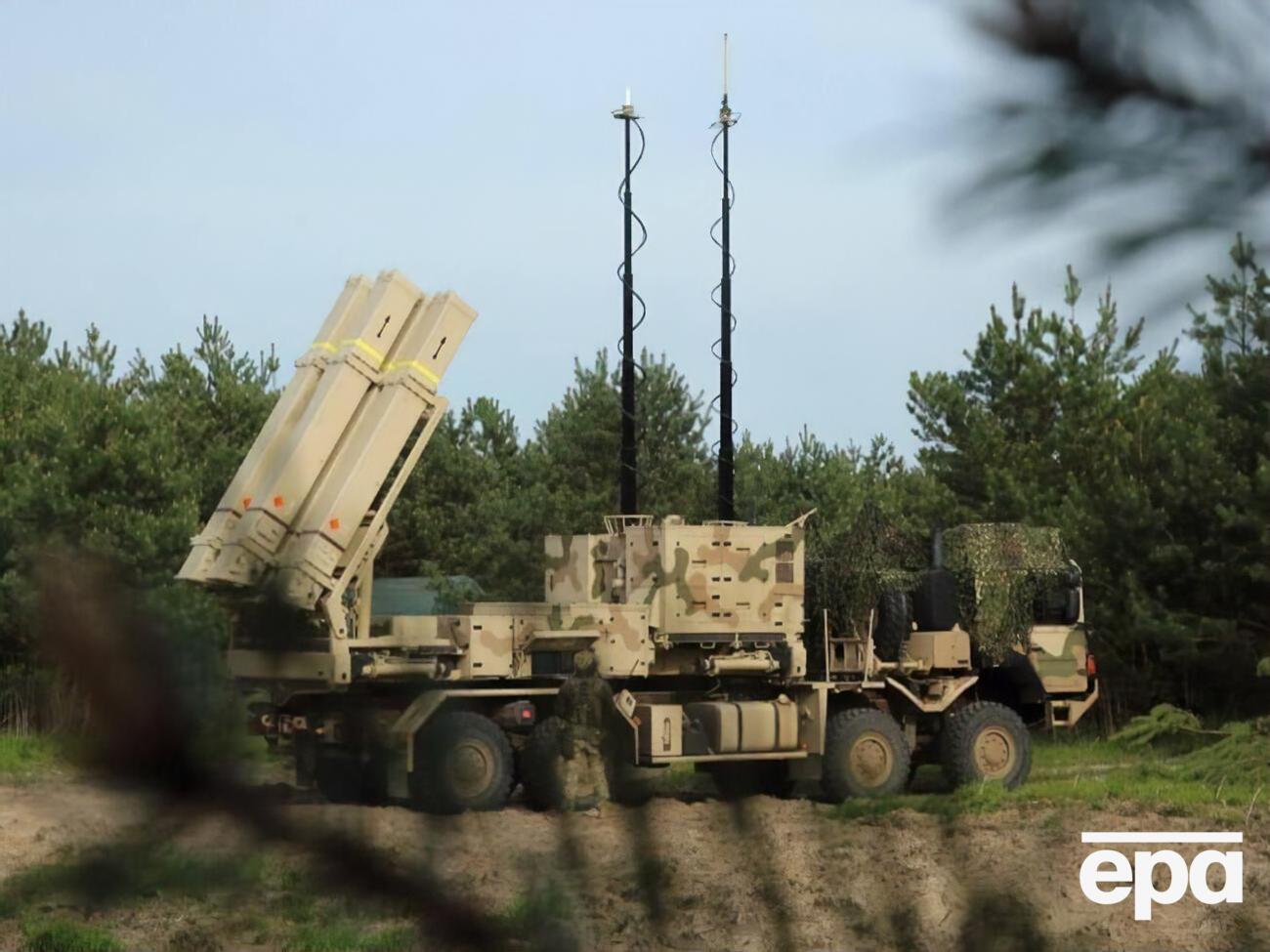 Генштаб ВСУ показал ЗРК IRIS-T на боевом дежурстве. Фоторепортаж