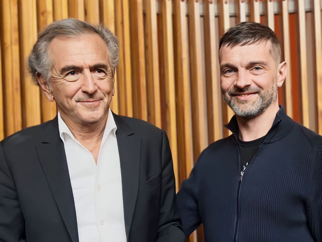 Картину снял французский режиссер Бернар-Анри Леви (слева). На показе присутствовал морской пехотинец из Украины Михаил Дианов (справа)