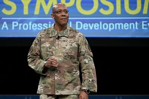 Браун – пілот із великим досвідом