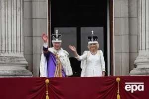 Чарльза III и его жену Камиллу короновали 6 мая