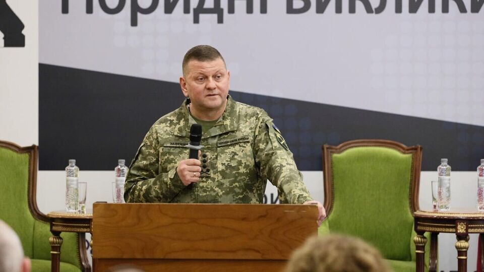 Залужный поблагодарил США за очередной пакет военной помощи