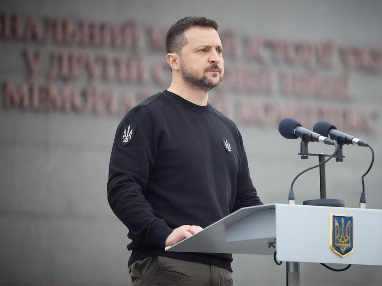 Зеленский:&nbsp;Сегодня нашей команде&nbsp;удалось вернуть из российского плена еще 45 наших воинов. 42 защитника Украины и три защитницы