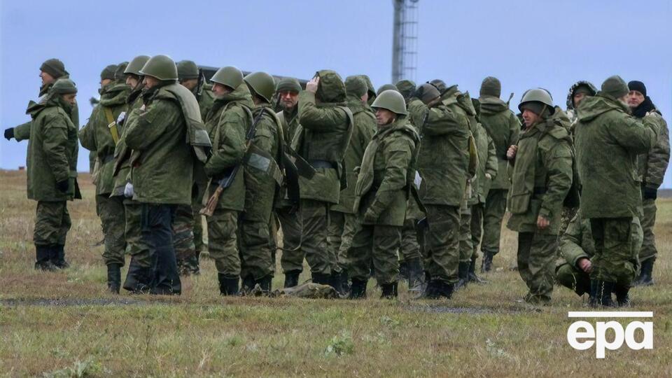 Росіяни на тимчасово окупованих територіях хочуть вивозити чоловіків в окремі табори, де їх передадуть у підпорядкування військкоматів, зазначили у ЦНС