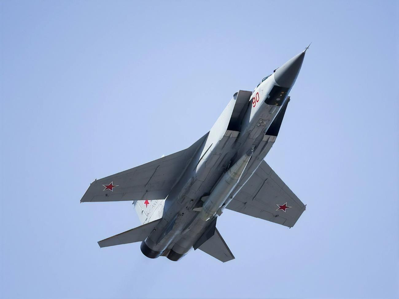 Украине надо значительно больше систем Patriot, чтобы защитить города от российских ракет "Кинжал", отметил Игнат