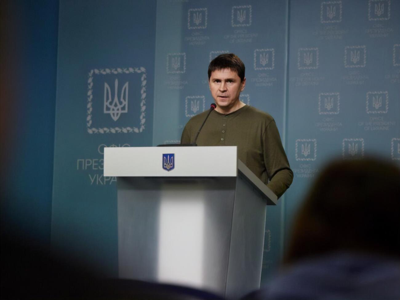 По словам Подоляка, сейчас главное&nbsp;&ndash;&nbsp;накопление оружия и разрушение российского тыла