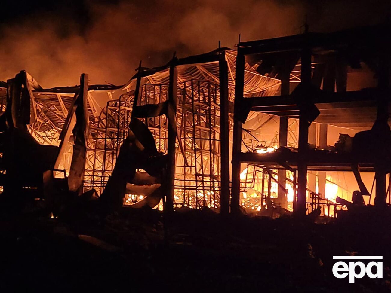 В Одесской области враг атаковал продовольственный склад и рекреационную зону