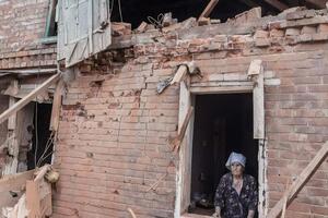 У селі Стара Гута внаслідок обстрілу пошкоджено два домогосподарства