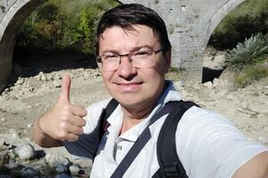 9 травня стає в Україні, як у людей, Днем Європи. А фейковий День Перемоги відвалюється лісом, бо попереду – справжня перемога