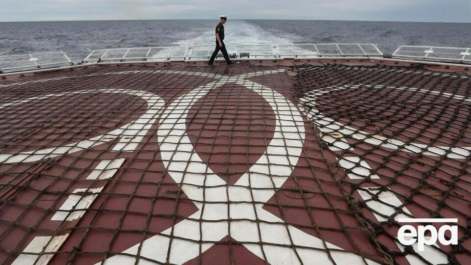 Всего на боевое дежурство в Черном море противник вывел 15 кораблей
