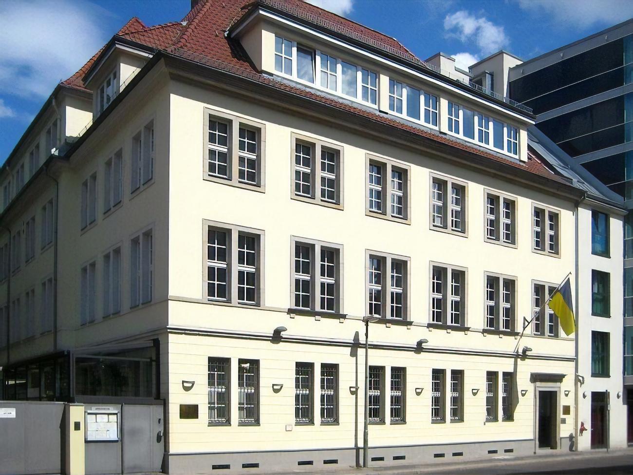 "Время исправления исторических ошибок пришло", – заявили в украинском посольстве