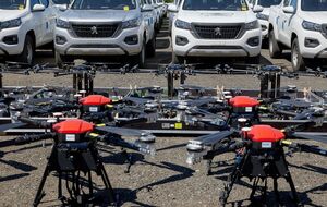 Новым ударным ротам БПЛА передали пикапы, коптеры и FPV-дроны, отметил Федоров