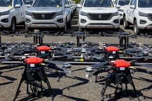 Новым ударным ротам БПЛА передали пикапы, коптеры и FPV-дроны, отметил Федоров