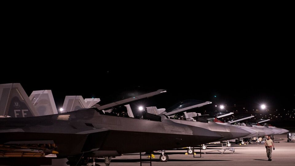 У ВПС США наголосили, що F-22 Raptor "стримують агресію в регіоні Балтійського моря"