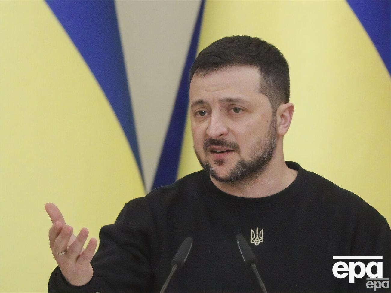 Зеленський зазначив, що владі РФ не вдалося "продати" Бахмут як перемогу, оскільки його не змогли захопити до 9 травня