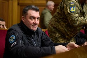 Данілов зазначив, що всі варіанти контрнаступу "знаходяться в роботі"