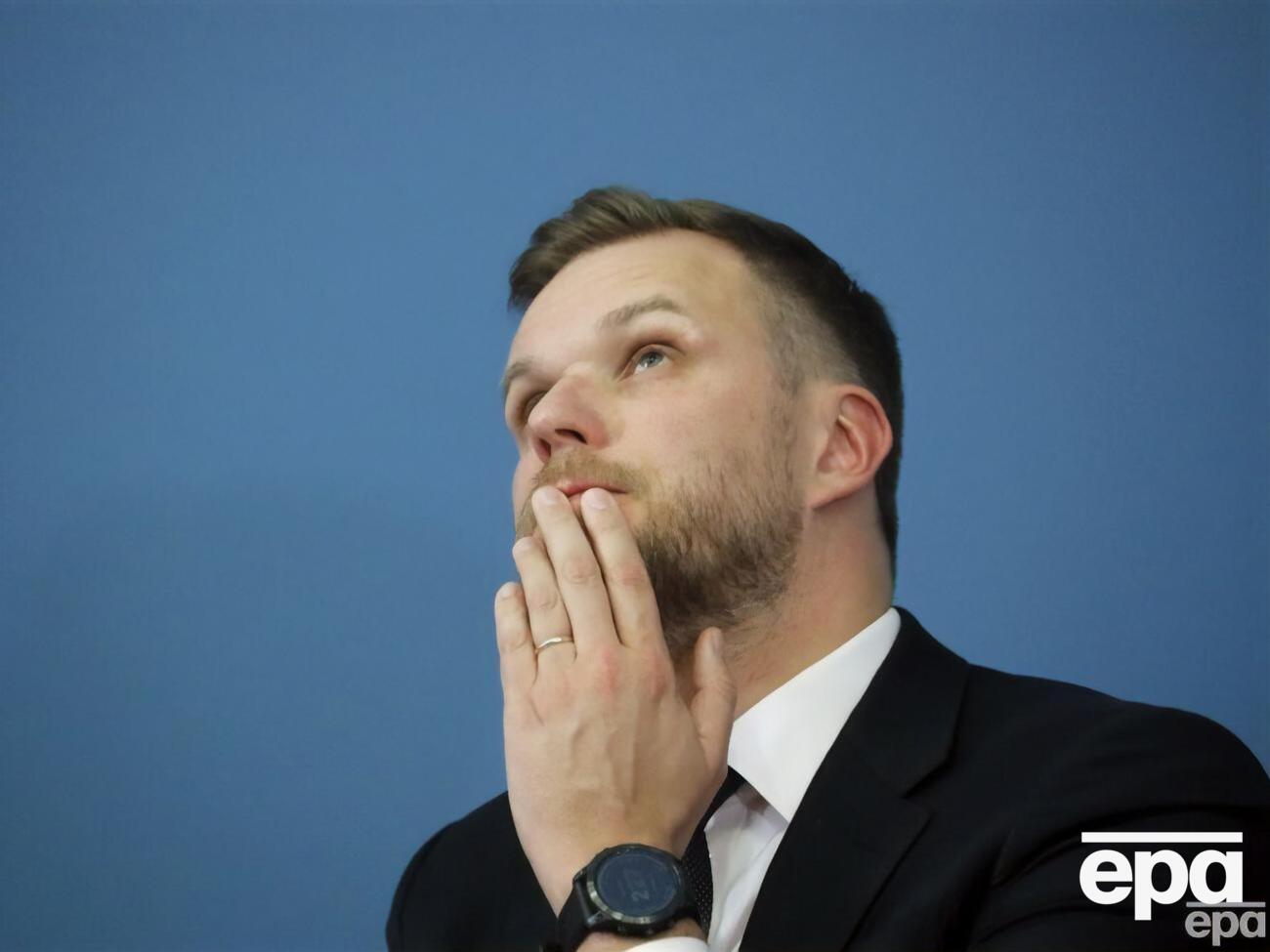 Глава МЗС Литви (на фото) закликав передати Україні винищувачі
