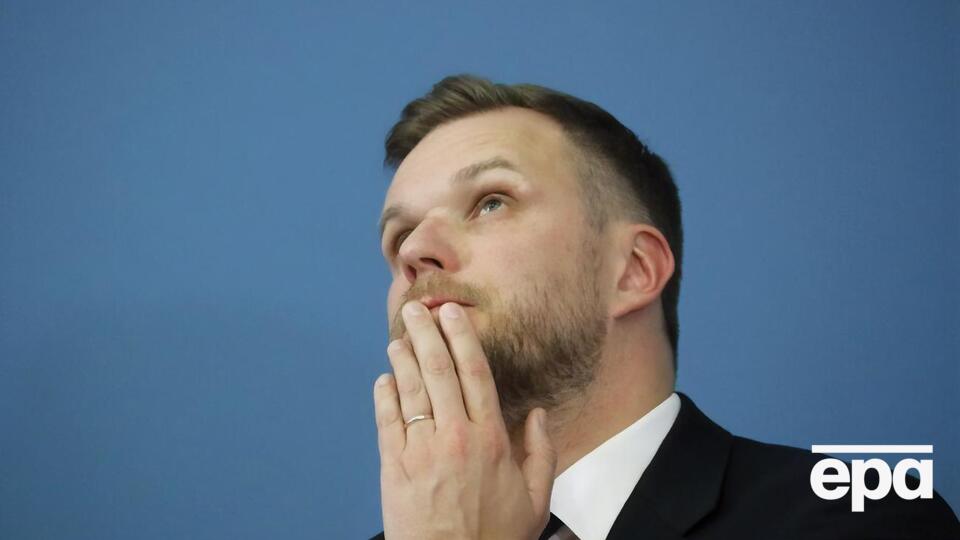 Глава МЗС Литви (на фото) закликав передати Україні винищувачі