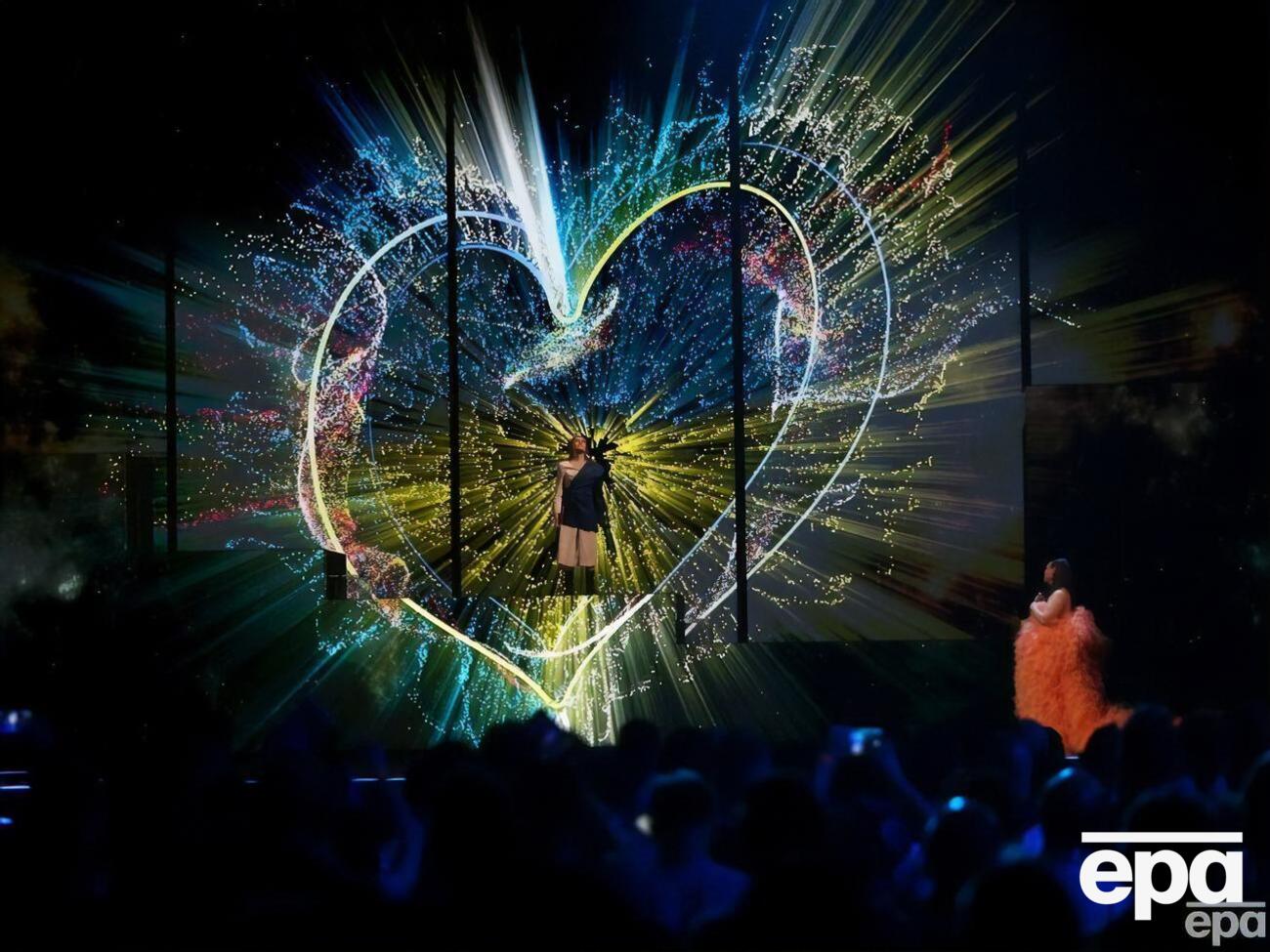 Alyosha посвятила песню&nbsp;вынужденным переселенцам