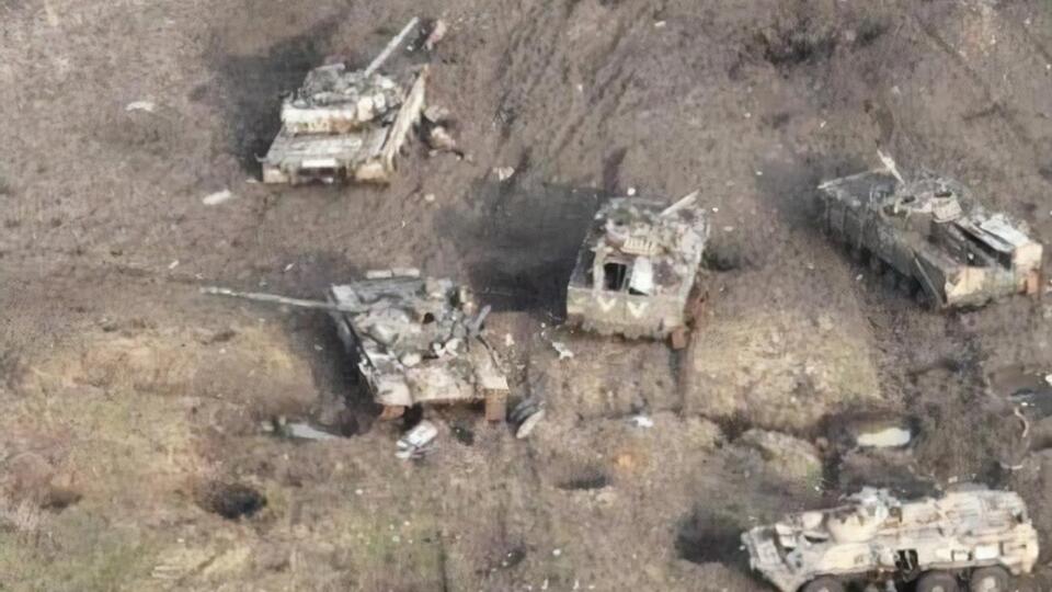 Несмотря на снижение интенсивности боевых действий, украинские защитники уничтожают под Бахмутом, Лиманом и Купянском технику оккупантов