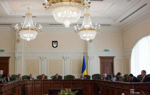 Голосование за новых членов ВККС впервые происходило публично и поименно