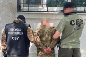 Підозрюваний – житель Бахмута, якого, за даними слідства, ще до початку повномасштабного вторгнення завербував представник ГРУ